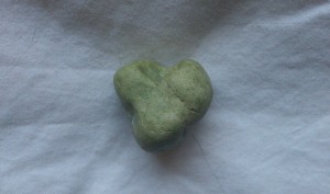 I <3 Love  rocks!